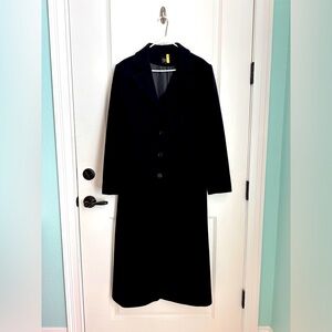 Halston Studios Elegant Black Wool Coat - Size 8